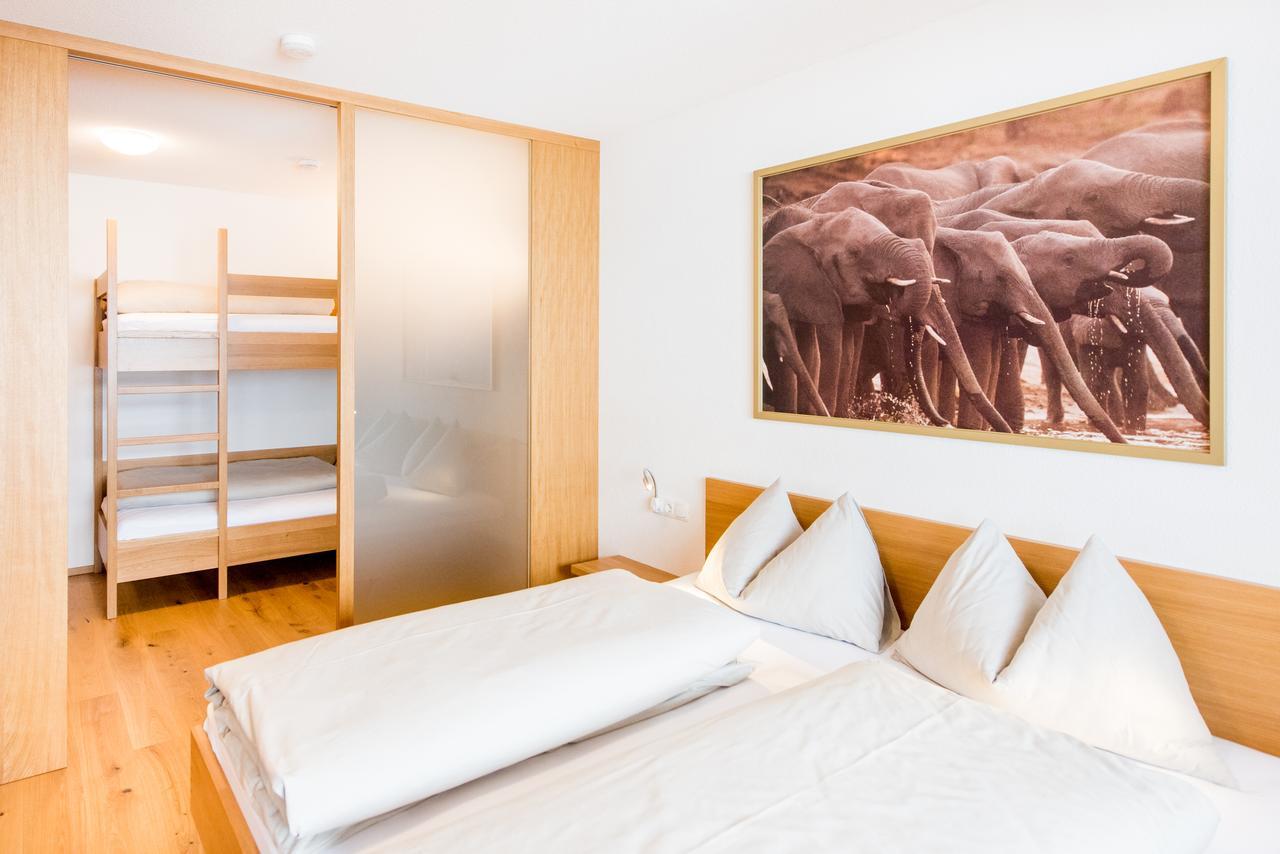 Damuels Appartements エクステリア 写真